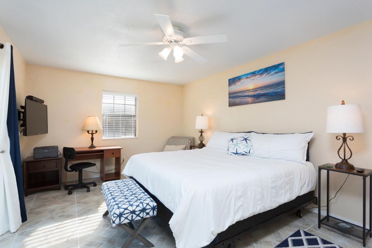 House Of Neptune Steps From The Sea And Private Pool South Padre Island Exterior photo