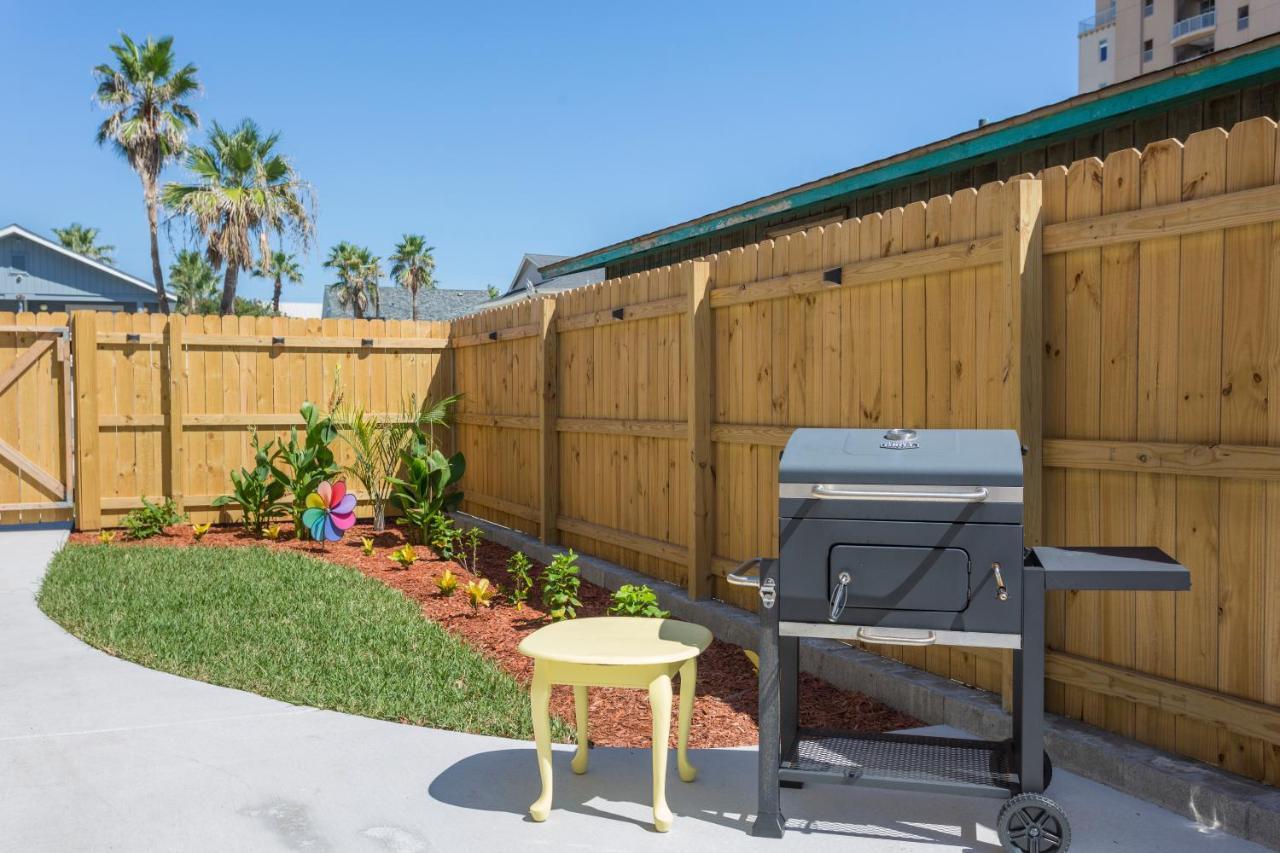 House Of Neptune Steps From The Sea And Private Pool South Padre Island Exterior photo